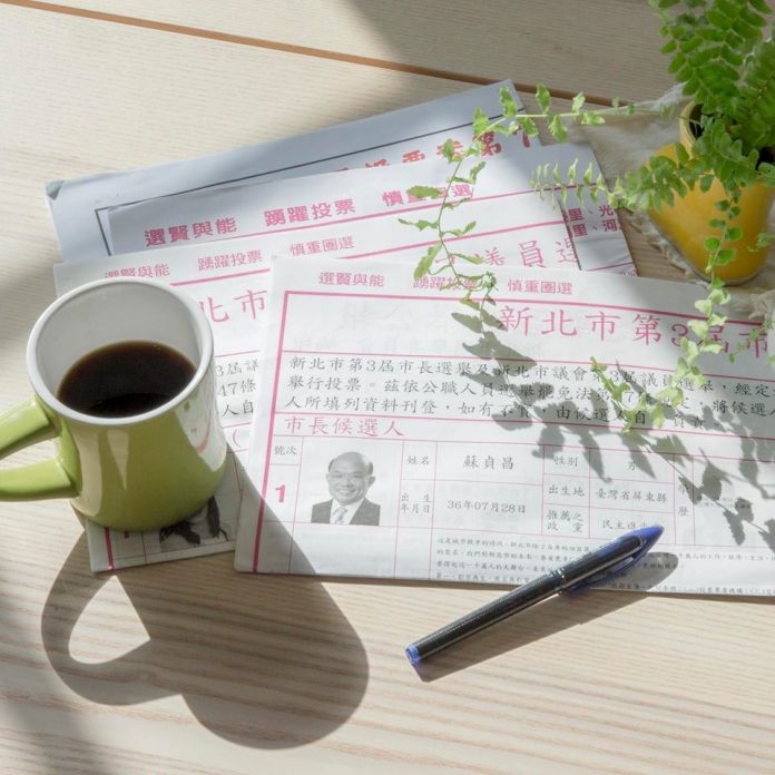 Chỉ còn 72 tiếng đếm ngược cuối cùng trước cuộc bầu cử huyện thị trưởng, Tổng thống Thái Anh Văn đăng bài trên Facebook kêu gọi dân chúng hãy trân trọng giá trị dân chủ.