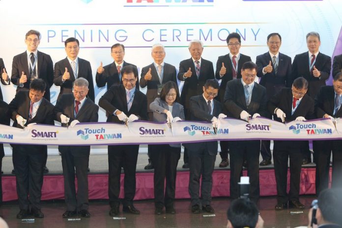 台灣價值論戰 總統重申:主權、安全與民主自由生活方式