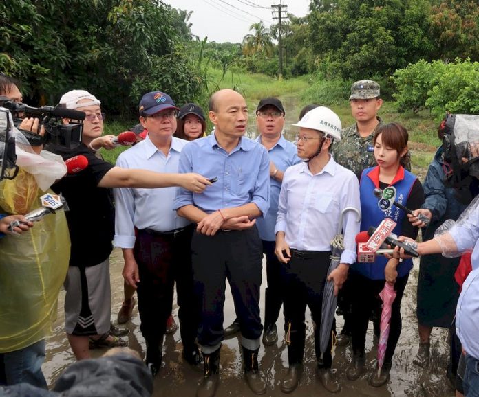 豪雨釀災中午才上班挨轟 韓國瑜:也該看我幾點下班