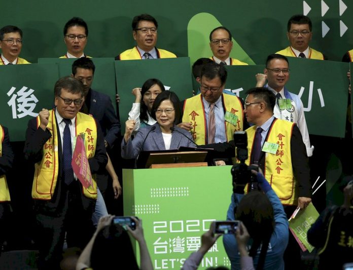 全國會計師後援會成立 蔡總統籲協助遏止假訊息