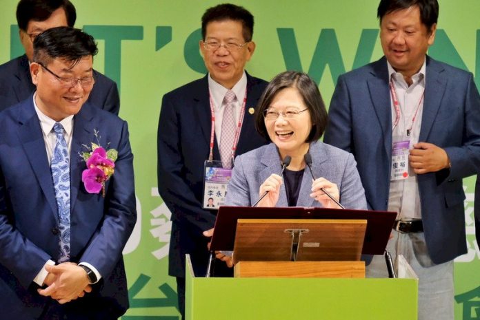 台商後援會成立  蔡總統:有政績團隊值得再給4年