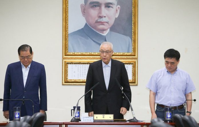 國民黨中常會通過提名洪秀柱 對戰王定宇