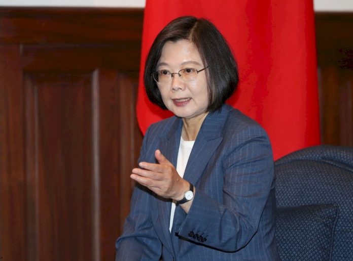 學歷論文議題 蔡總統:真的事情是假不了的