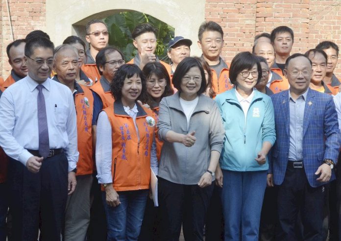 韓國瑜不訪美 蔡總統:參選總統對區域情勢不能含糊