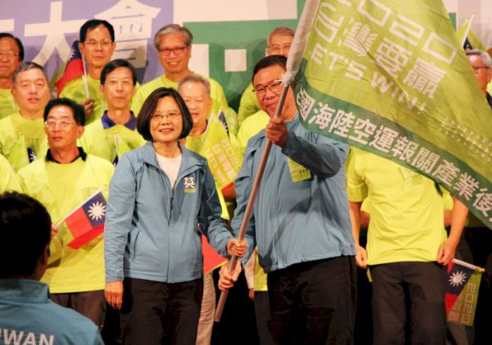 出席報關後援會 蔡總統:投票展現保護台灣決心