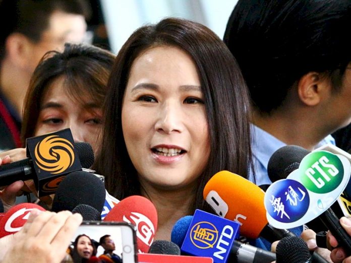 否認郭宋配 劉宥彤:雙方僅就立院布局交換意見