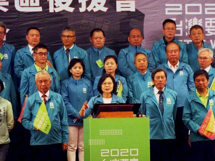 大選倒數 總統打政績牌:台灣各項經濟指標領先世界