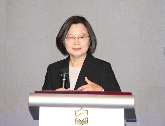 總統:沒匯錢回來不代表沒投資 投資指標看生產量能