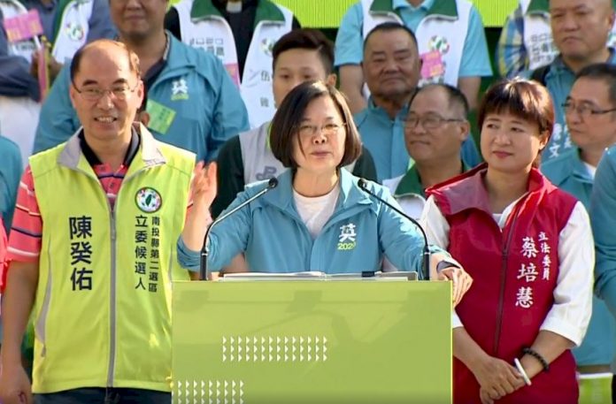 蔡總統:保護國家與主權 一定要去投票