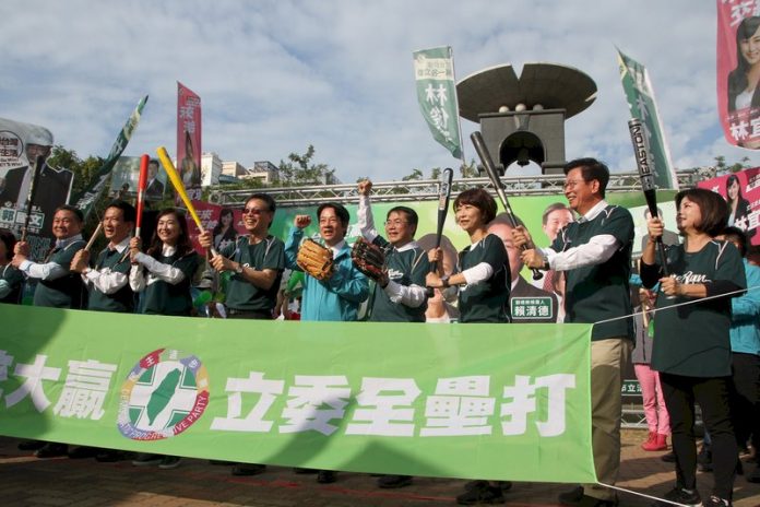 賴清德:韓國瑜帶領邁向統一 與兩蔣反攻大陸不同