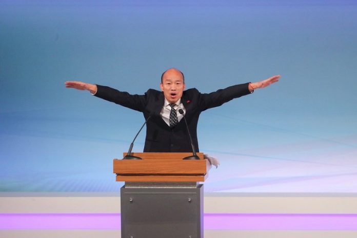 大選辯論/批蔡擠牙膏般把他往一國兩制推 韓國瑜籲停止意識形態