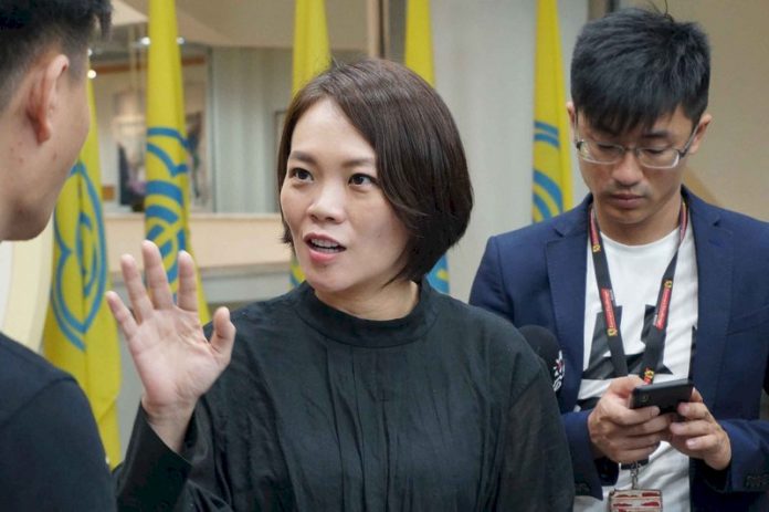 韓指賣15筆土地獲利逾億 蔡陣營:不實抹黑
