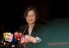 韓營廣告7問憑什麼 蔡總統回擊:他憑什麼可選總統?