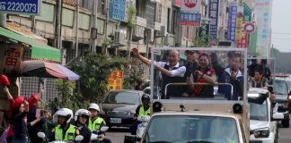 KMT-Kandidat Han Kuo-yu auf Wahlkampftour in Nantou (Foto: CNA)