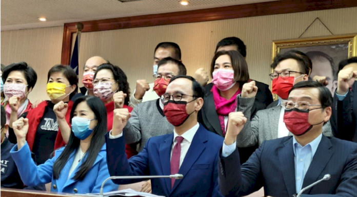 18歲公民權修憲案通過 國民黨籲續討論動保權、環境權