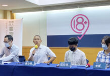 2022選戰/18歲公民權還差81萬票 中間選民是關鍵