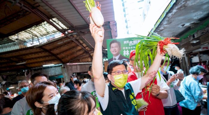2022選戰/藍綠新北廝殺 「大撒幣」VS「跳針侯」