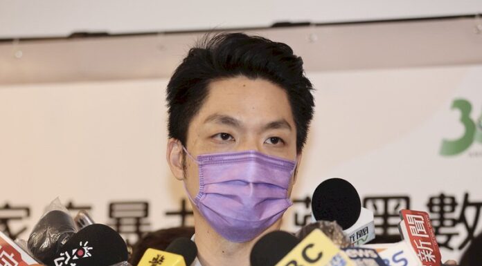 批柯文哲情緒勒索 蔣萬安:發敬老金無舉債問題