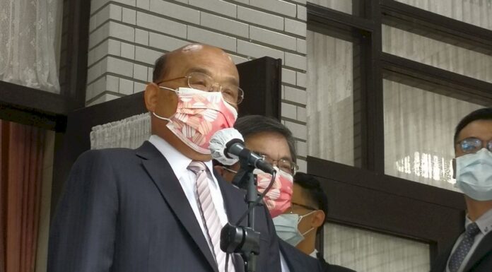 立院通過18歲公民權修憲案 蘇揆:期待更多年輕人為台灣付出