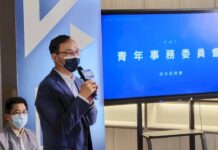 綠盼18歲公民複決綁大選 朱立倫:立場雙標 應向民眾道歉