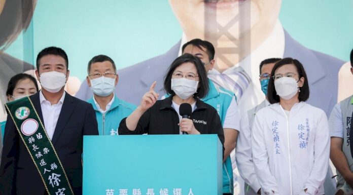 苗栗站台輔選 蔡總統籲告別派系政治