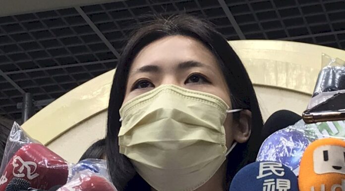 通訊錄遭徐巧芯公布 陳時中競辦要求撤下道歉