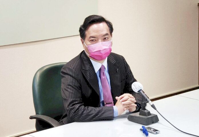 陳時中參選北市 政院:待完成提名適時公布接任人選