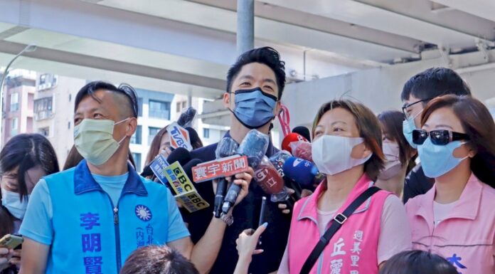 陳時中披綠袍征戰北市長 蔣萬安:落跑指揮官人民永遠記住