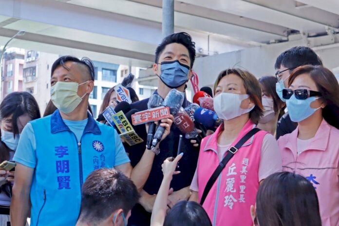 陳時中披綠袍征戰北市長 蔣萬安:落跑指揮官人民永遠記住