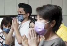 黃珊珊蔣萬安到北投割稻趣 市政問題再交鋒