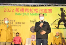 2022選戰/修憲複決高門檻 游錫堃出席路跑活動催票