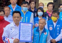 2022選戰/參拜城隍爺 林耕仁簽反貪查弊切結書