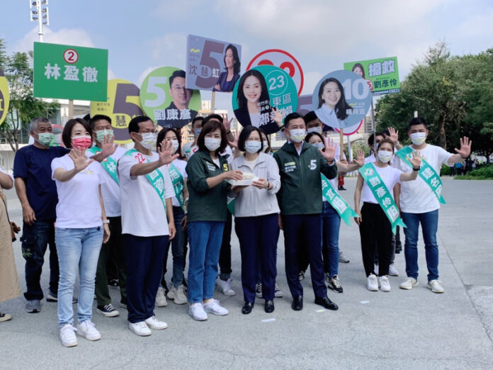 2022選戰/沈慧虹嗆高虹安應退選 高回批下架柯建銘勢力