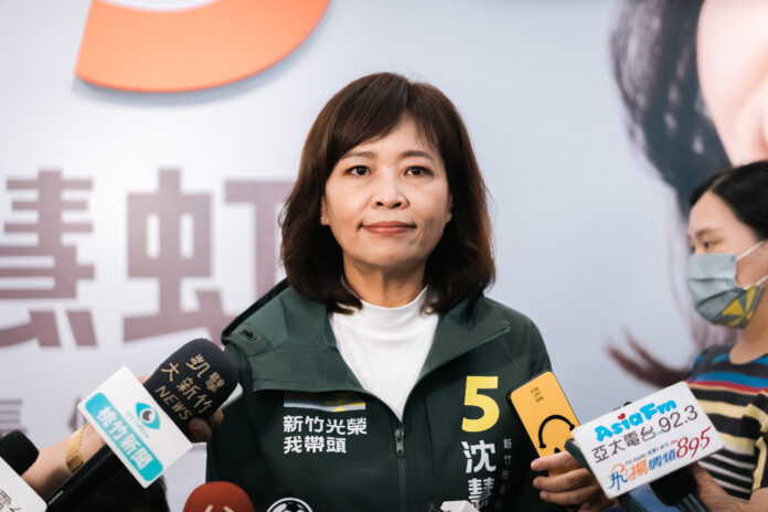 2022選戰/沈慧虹批高「有福自己享 有難助理當」