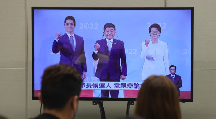2022選戰/蔣萬安7問陳時中 要求說明防疫爭議