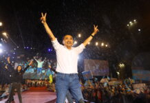 2022選戰/高舉YA大跳「友宜舞」 侯友宜:串起新北愛、台灣愛