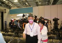 民眾黨立委助理費爭議 柯文哲否認浮報薪資