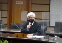 涉及競助選 李進勇:應避免戴候選人口罩去投票