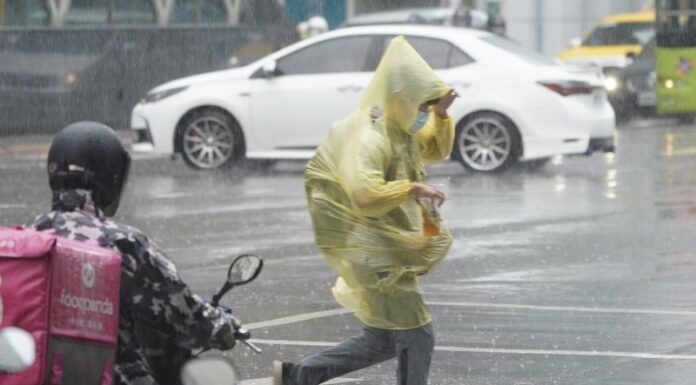 選前之夜中部以北防大雨 投票日估雨勢趨緩