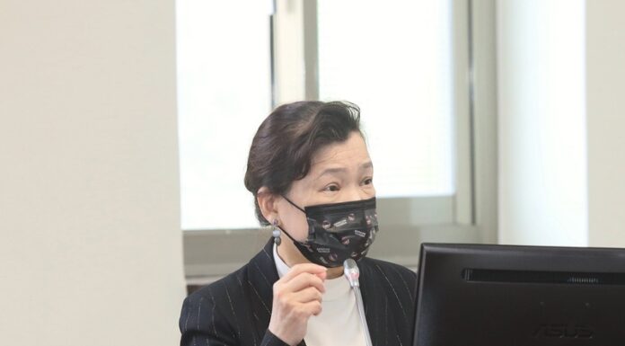 高虹安論文、進修爭議 王美花:未獲辛辛那提大學回應