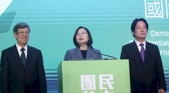 Tổng thống Thái Anh Văn : Khi chủ quyền và dân chủ của chúng ta bị lớn tiếng đe dọa, nhân dân Đài Loan sẽ lấn át lại những lời đe dọa đó để thể hiện sự kiên trì của mình