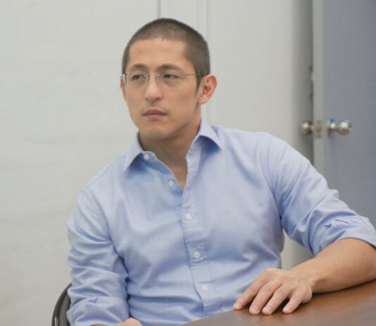 吳怡農駁黑道說 籲勿使政治競爭淪為抹黑比賽