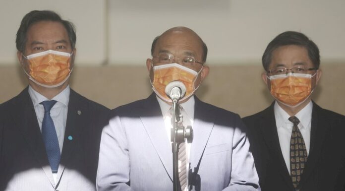 Su Tseng-chang pide calma y tiempo para pasar el testigo del PDP a una nueva generación